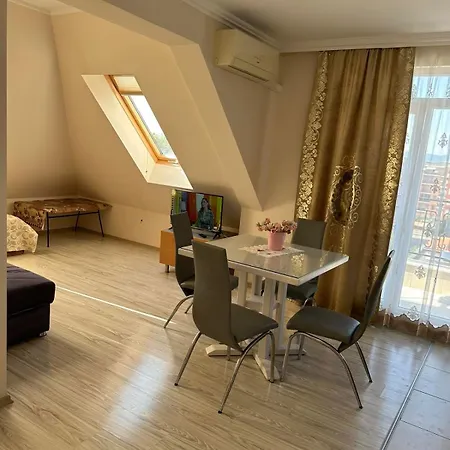 Persani 3 Sanny 阳光海滩